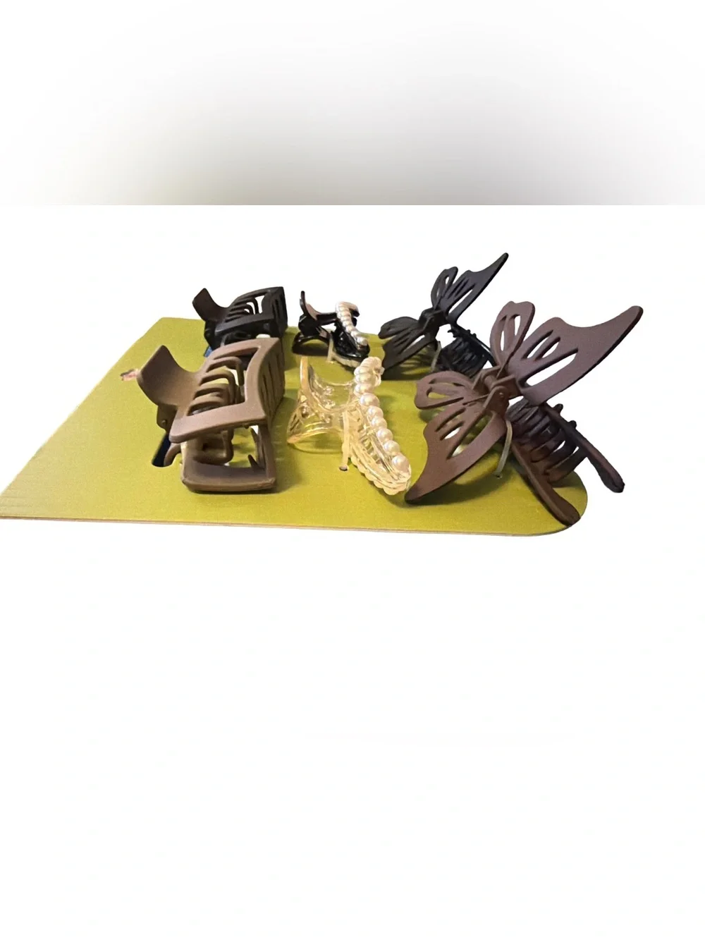 nOir Jewelry Set of 6 Neutral Hair Claw Set Black, Brown & Clear, NWT